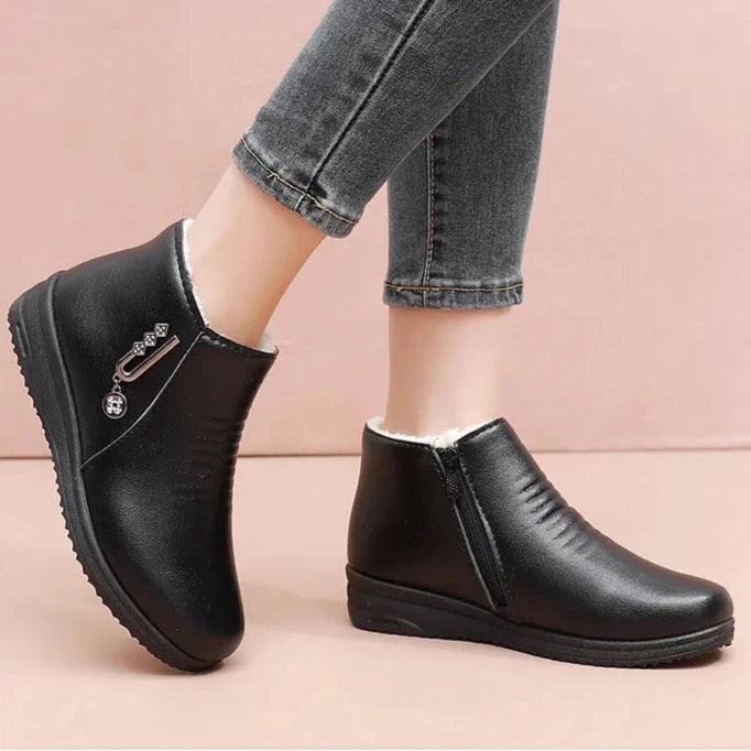 Botas de couro PU com forro de pelúcia