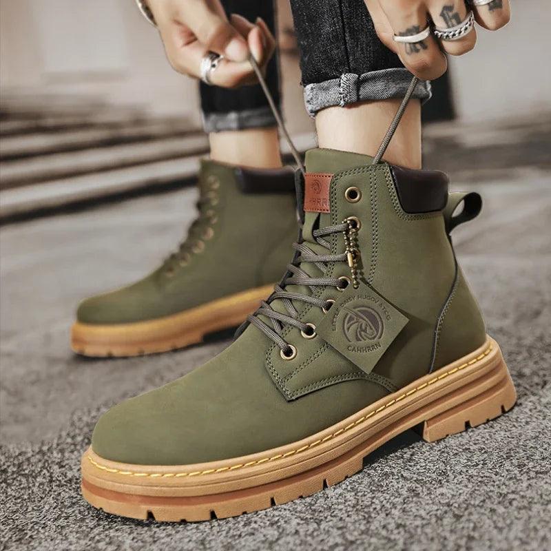 Bota estilo militar de Plutônio - alilo presentes