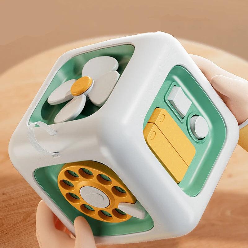 Brinquedo 6 in 1 cubo montessoriano educativo