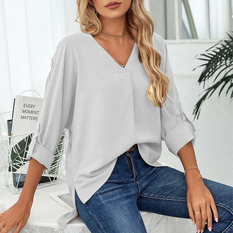 Blusa Solta Monocromática com Gola V