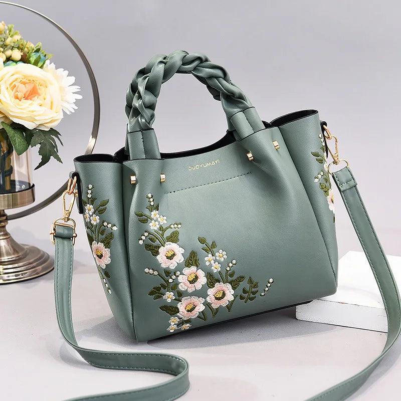 Bolsa feminina em Couro PU e bordado de flores