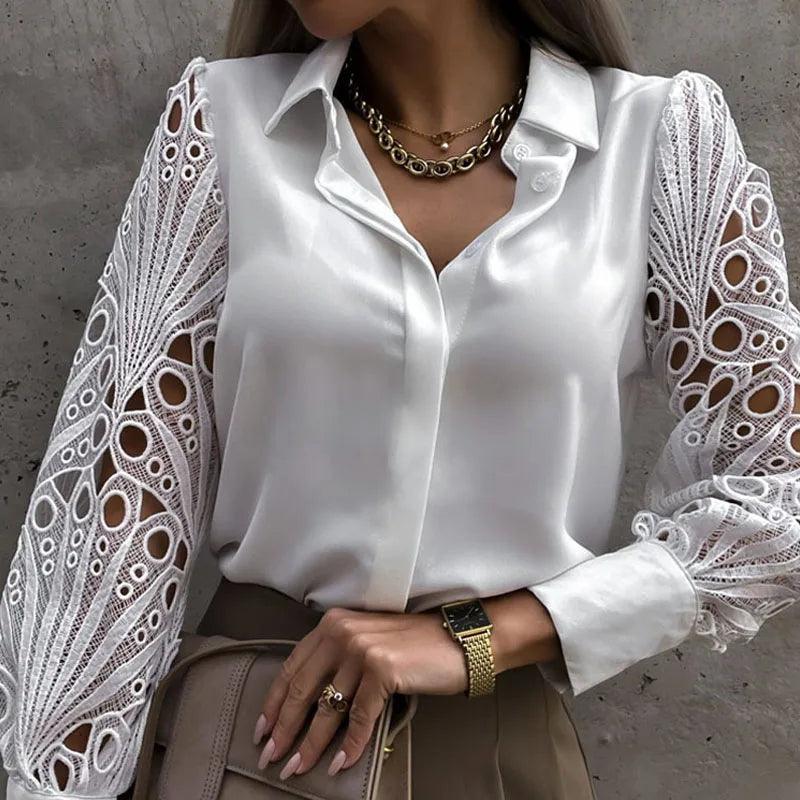 Blusa de renda oca com manga puff